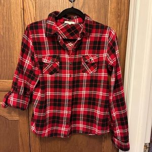 Cute plaid top ❤️🖤